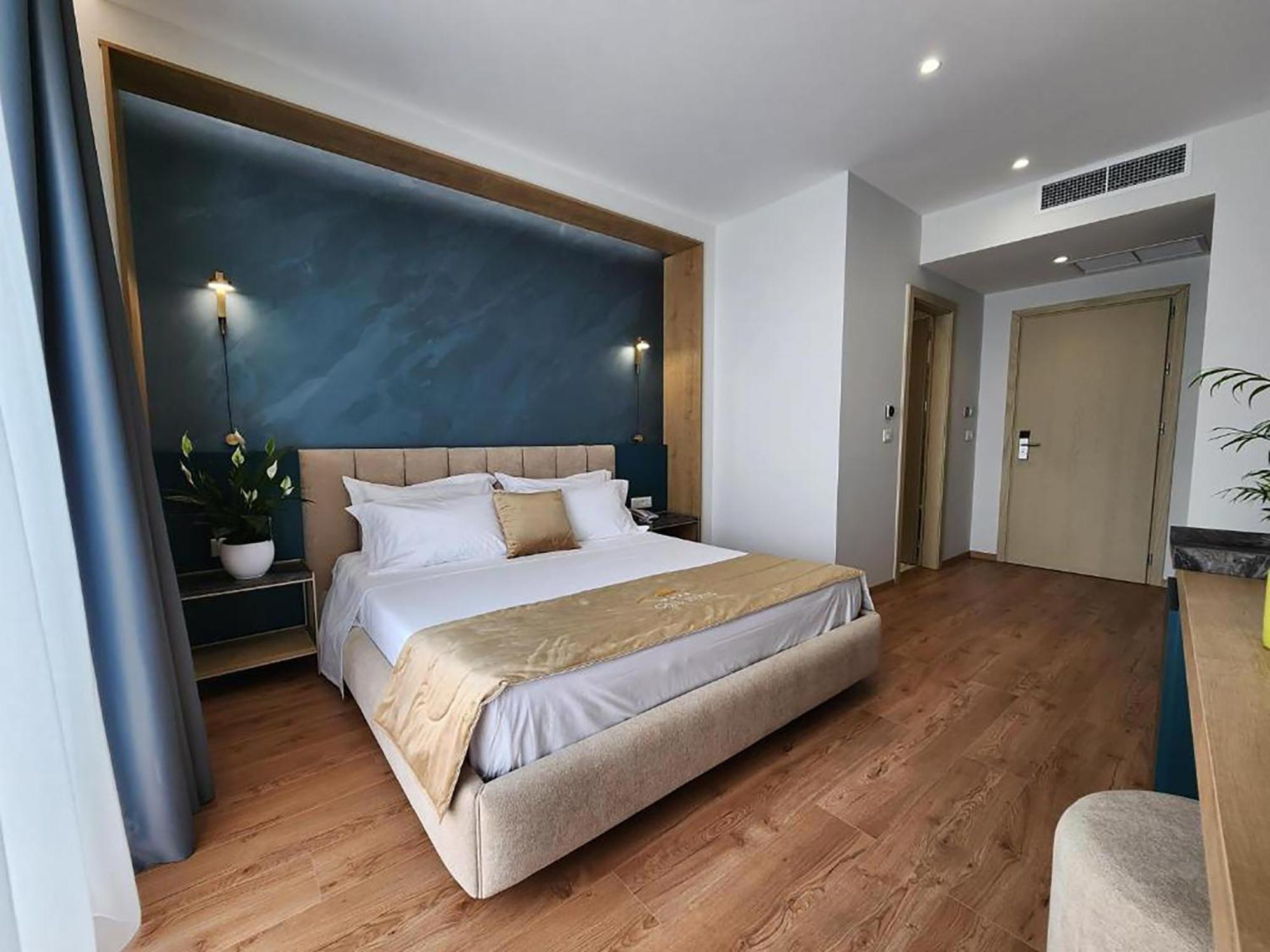 Gold 4* Vlorë